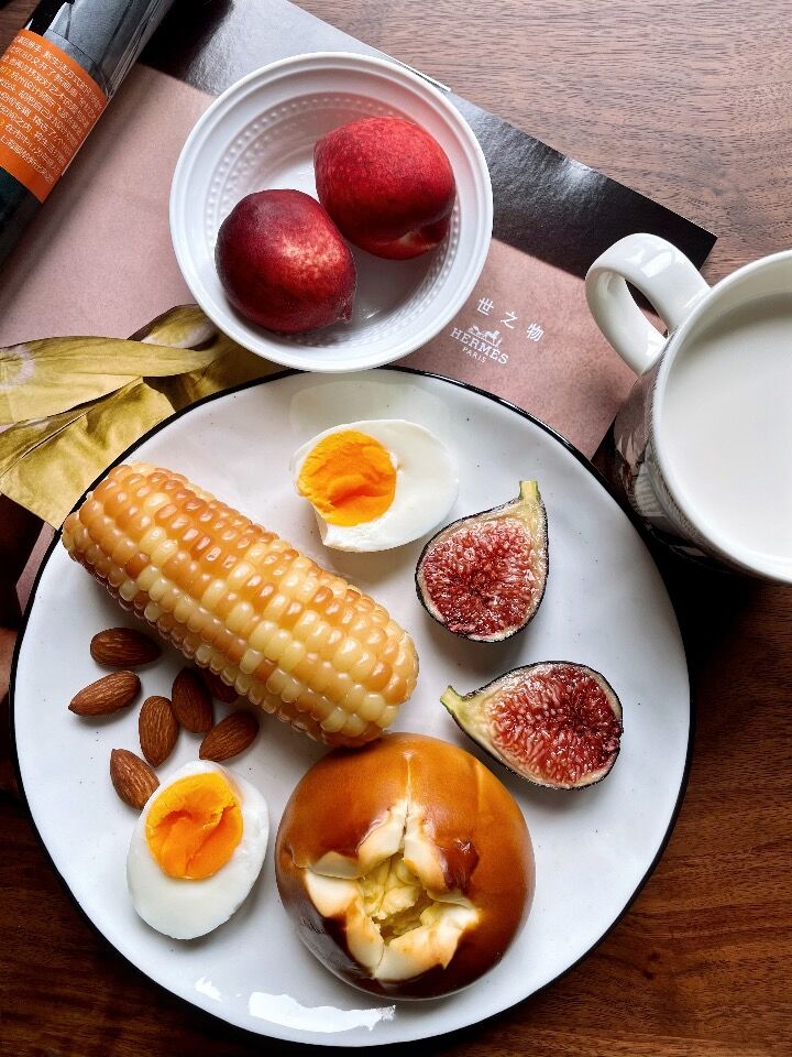 有无花果的早餐-小果迷